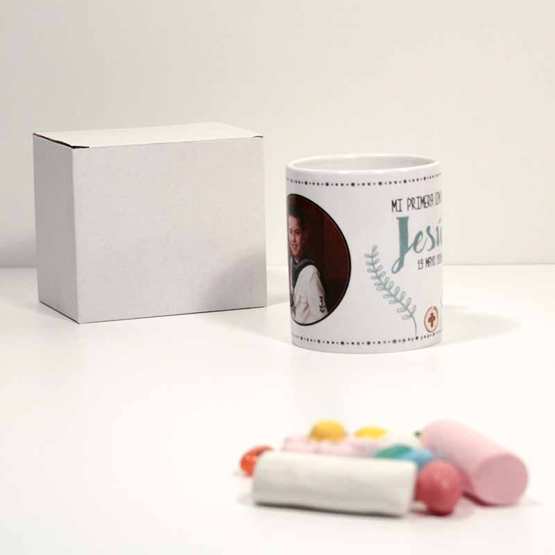 detalle caja blanca para taza desayuno