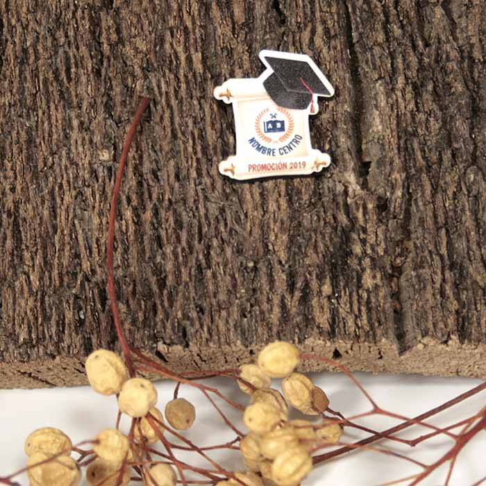 pin para graduación de madera