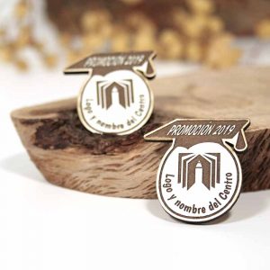 madera troquelada y personalizada pins para graduados