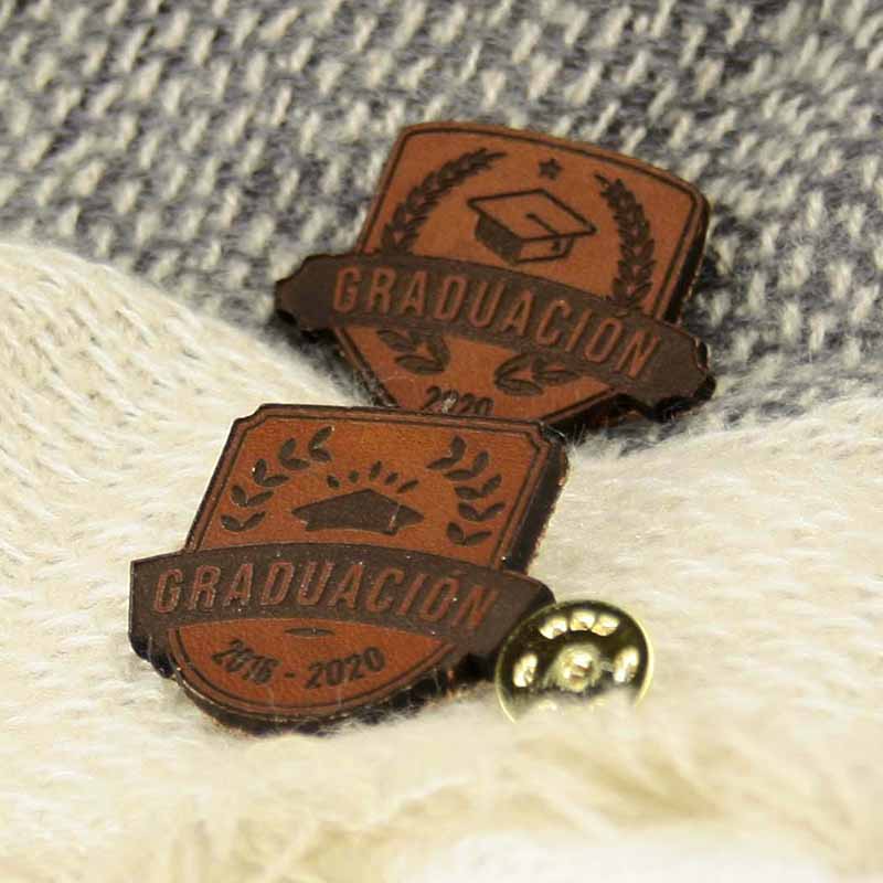 comprar pin de piel personalizado