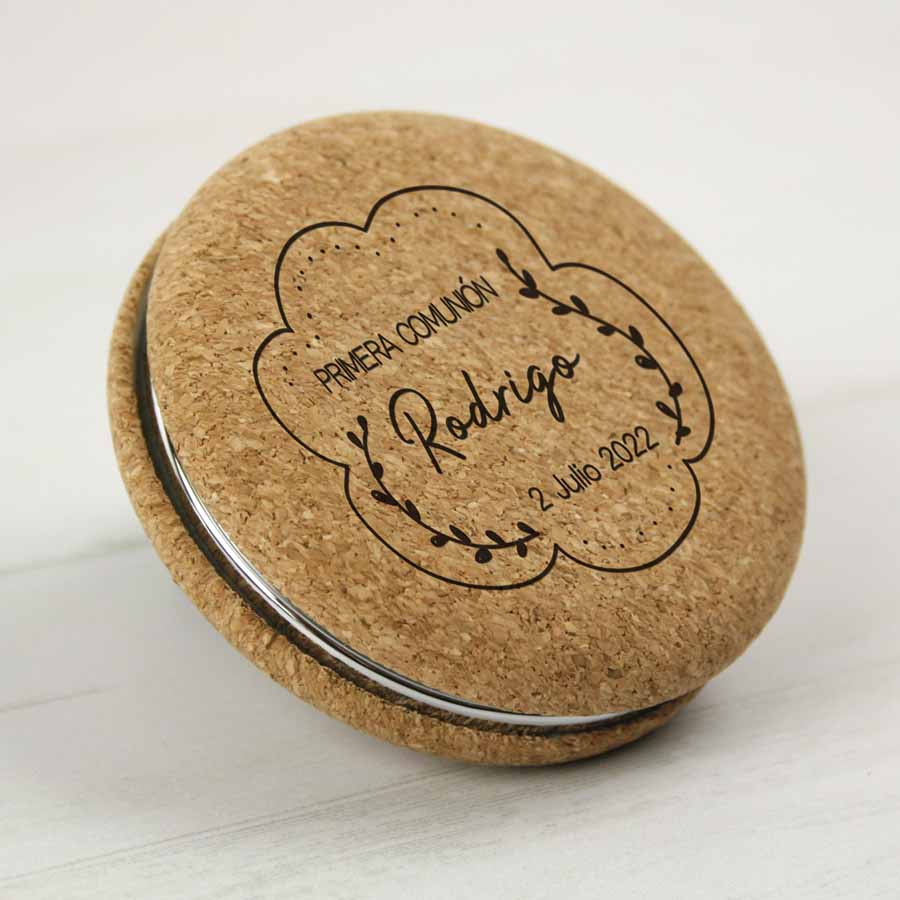 espejos de corcho personalizados con láser ideales como regalo para invitados a comunión