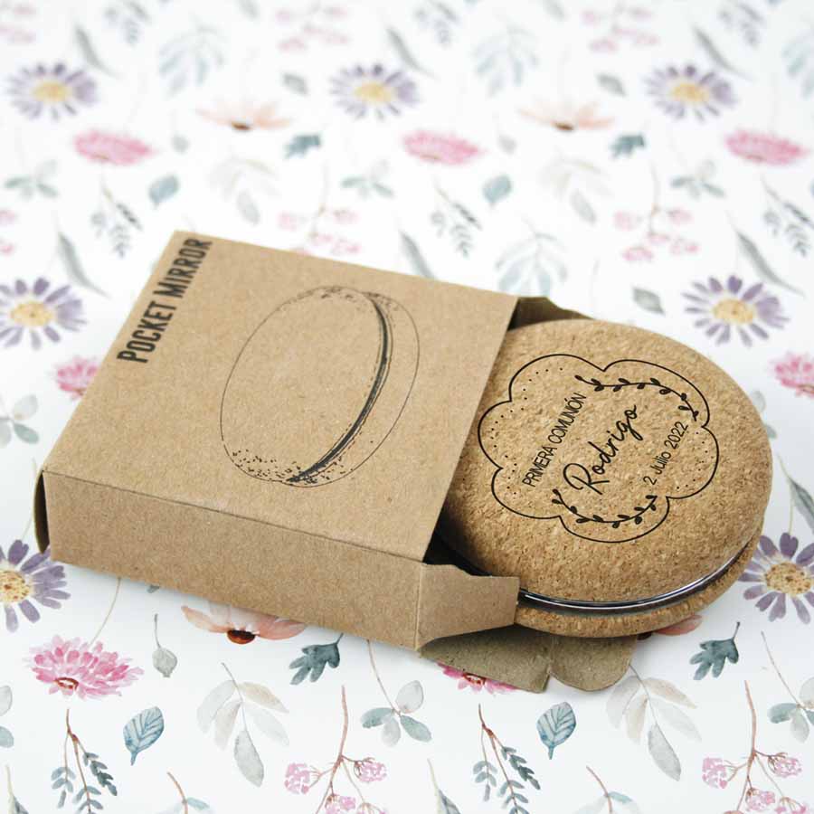 regalo ideal para mujer en una comunión espejito de corcho personalizado muy útil y bonito