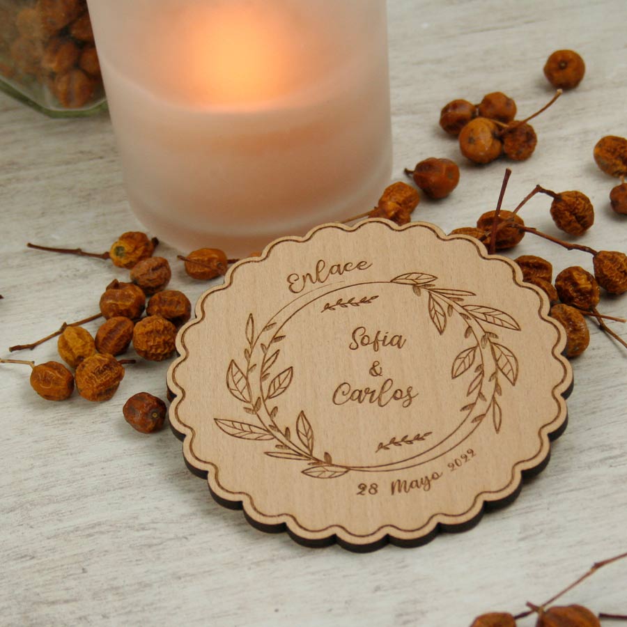 regalos-originales-invitados-boda Regalos boda originales. Posavasos madera
