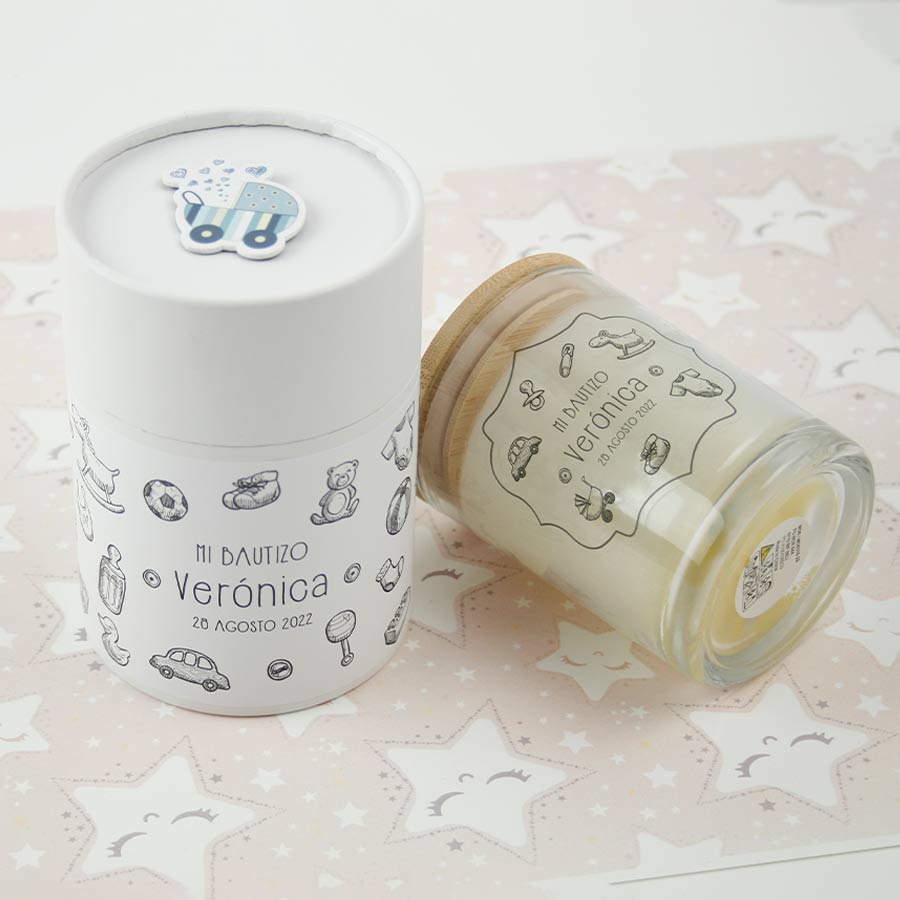 vela-bautizo-garabatos05 Detalles personalizados para invitados de bautizo: velas de cristal personalizadas con caja de cartón a medida.