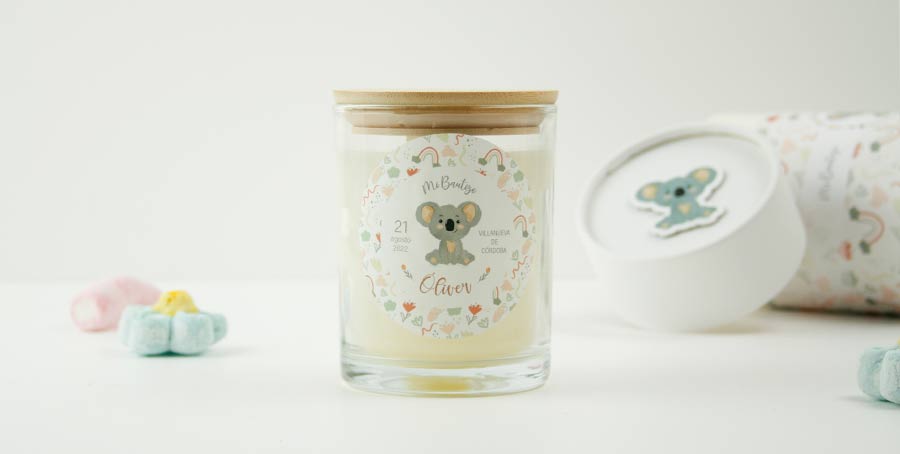 vela-personalizada-koala01 Regalos invitados bautizo. Para bautizo recuerdos originales: velas personalizadas para invitados