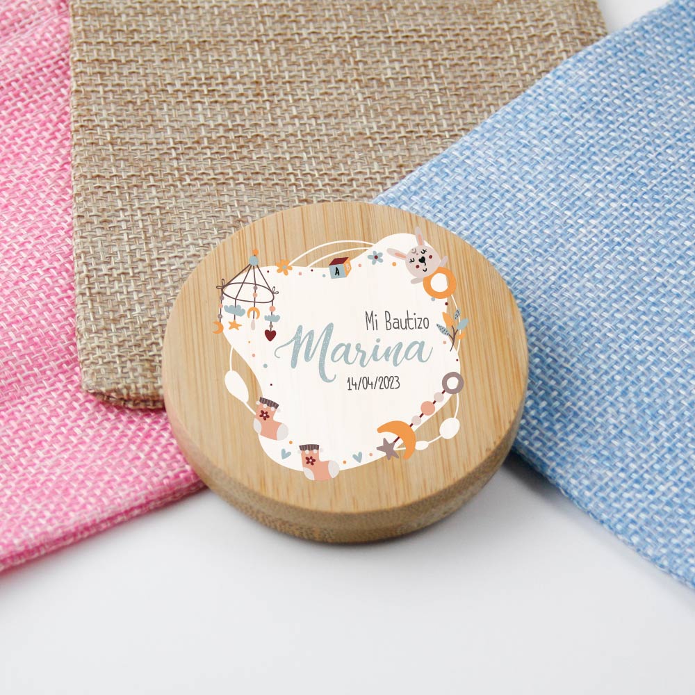 abrebotellas con imán como detalle de bautizo personalizado