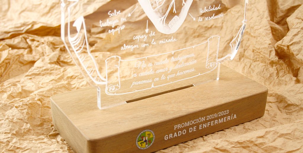 regalos para graduados diseñados a media