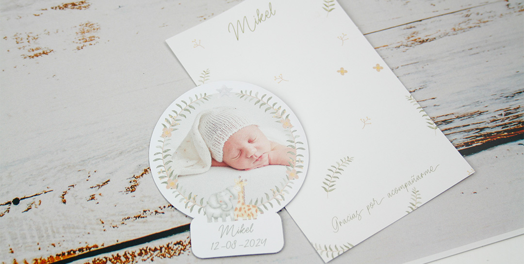 detalles-invitados-de-bautizo-con-foto recuerdos para bautismo personalizados