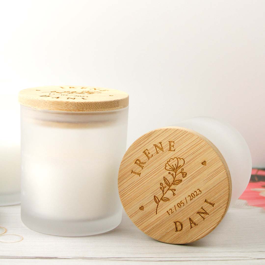 detalle-invitados-a-boda velas personalizadas en láser para bautizos y comuniones