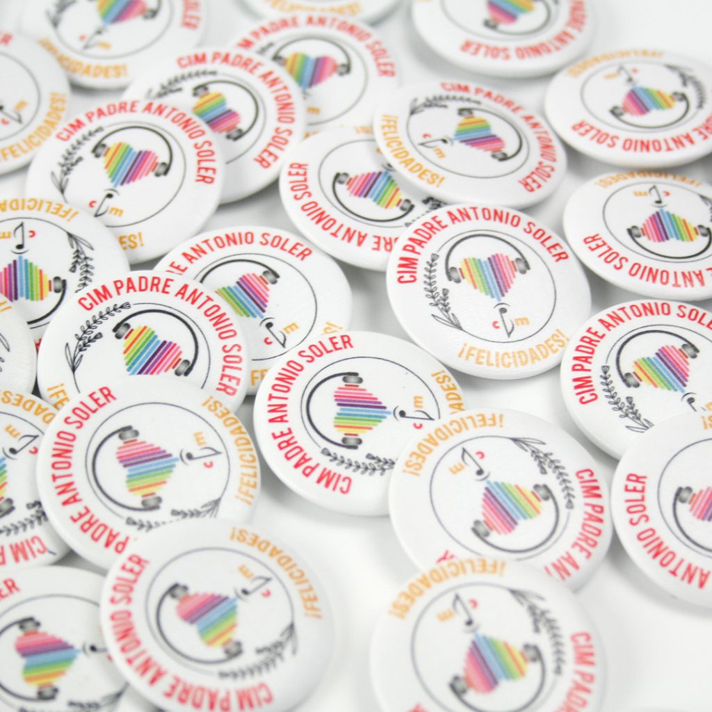pin personalizado para graduaciones escolares, academias...