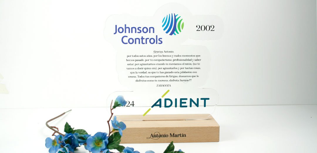 Placa-conmemorativa-jubilacion-texto-06 regalo para jubilación y despedida de trabajo personalizada