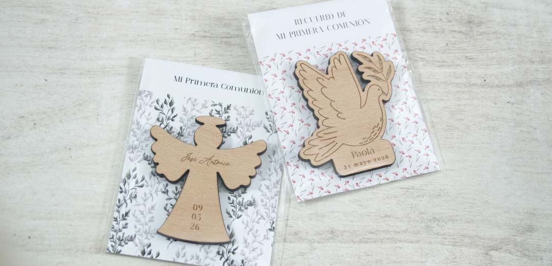 imanes-madera-comuniones detalles originales de madera baratos y personalizados de primera comunión