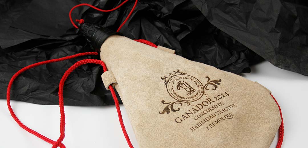 bota-vino-latex-07 regalo para concursantes