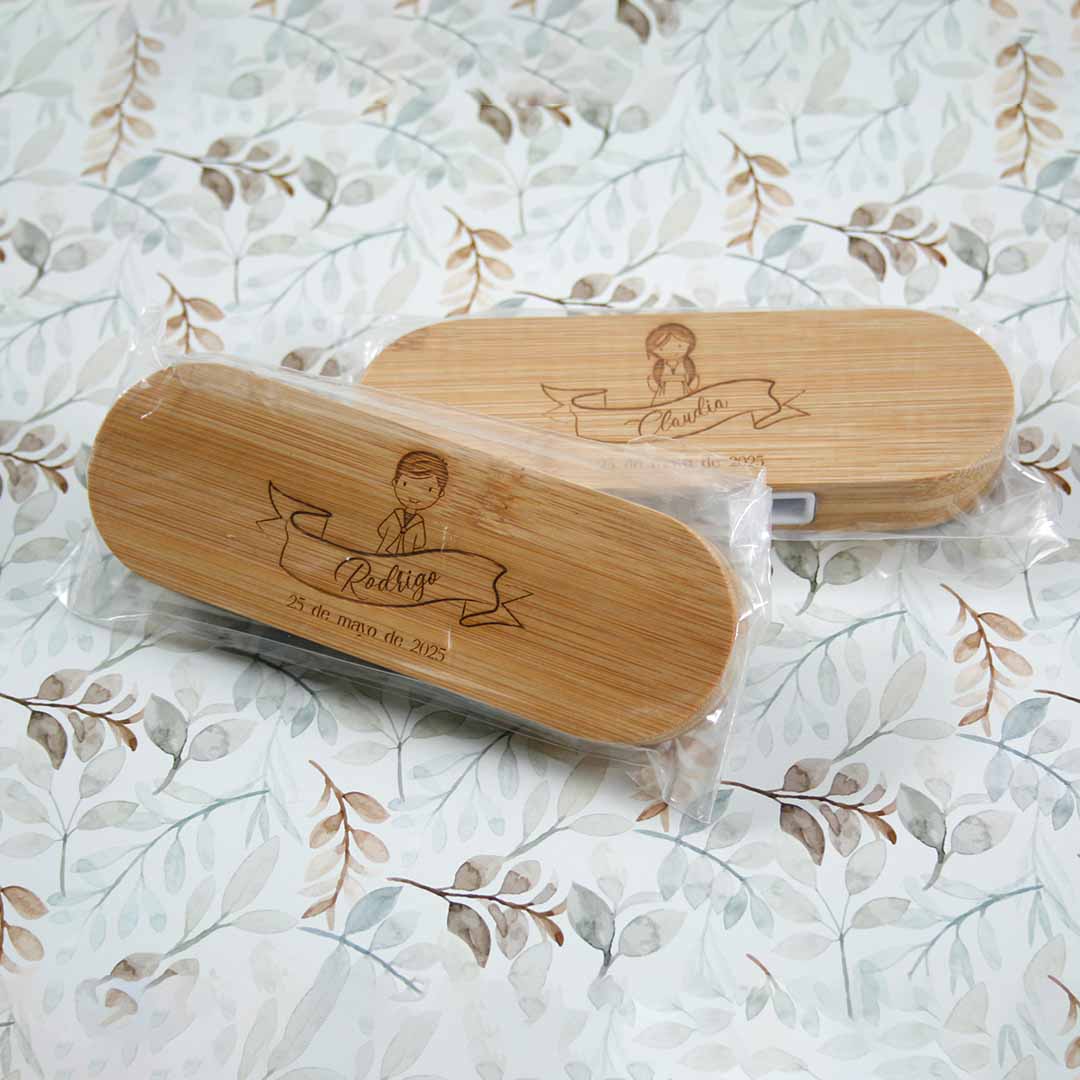 abrebotellas-madera-personalizado-05 sacacorchos con imán y abridor personalizado para comunión