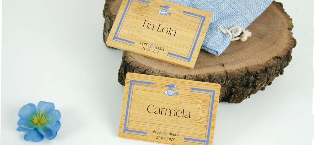 detalles de boda útiles y personalizados con nombre e imanes